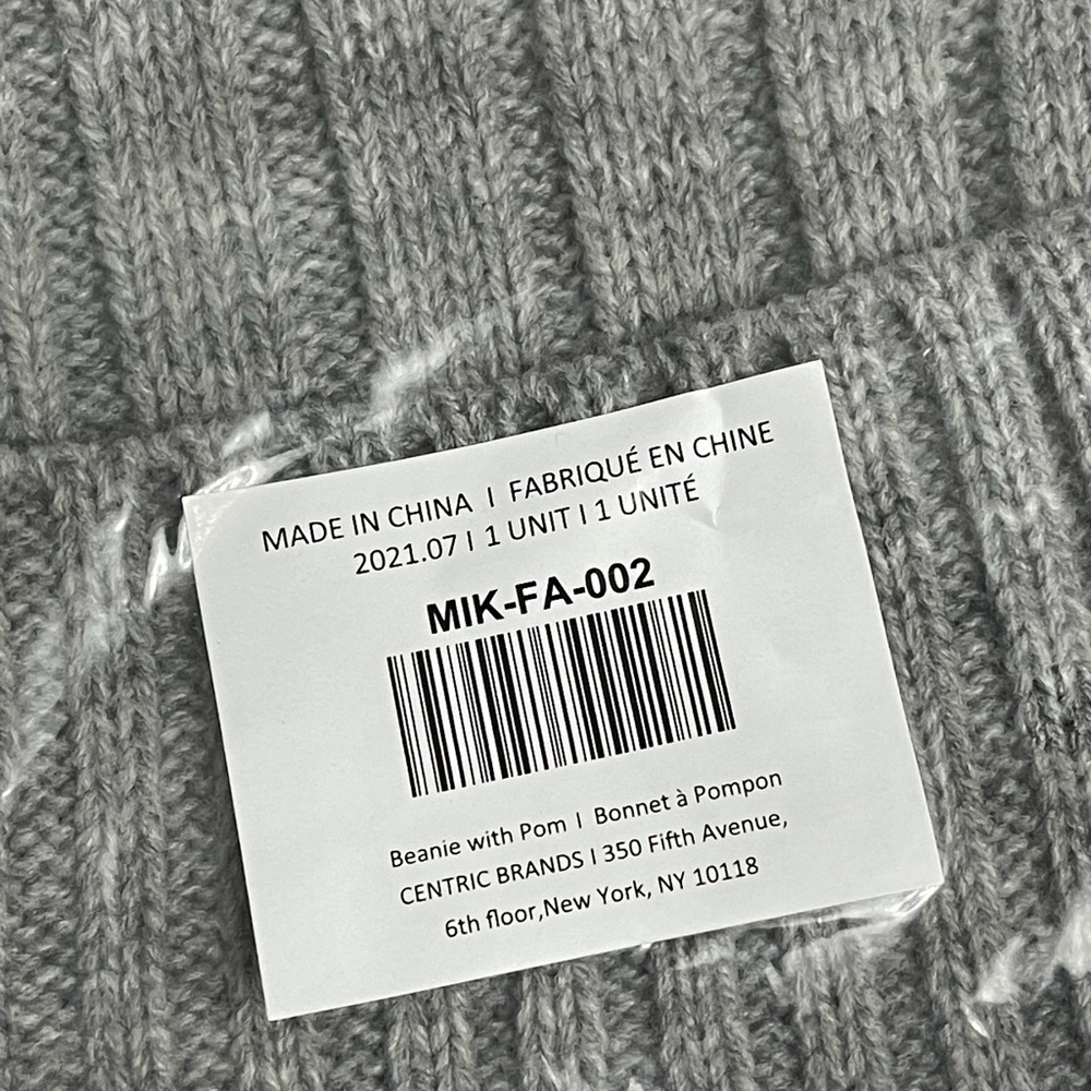 Michael Kors Gray Pom Beanie NWT - Picture 4 of 6